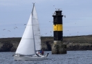Voilier Romana devant la balise du Men Korn